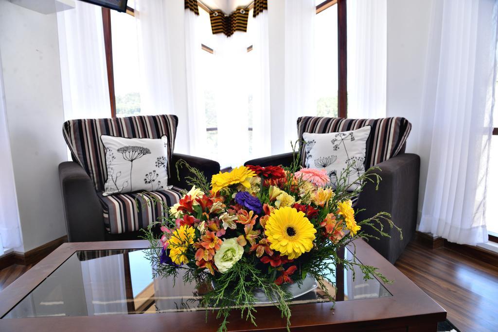 Kingsford Residences Nuwara Eliya Exterior foto
